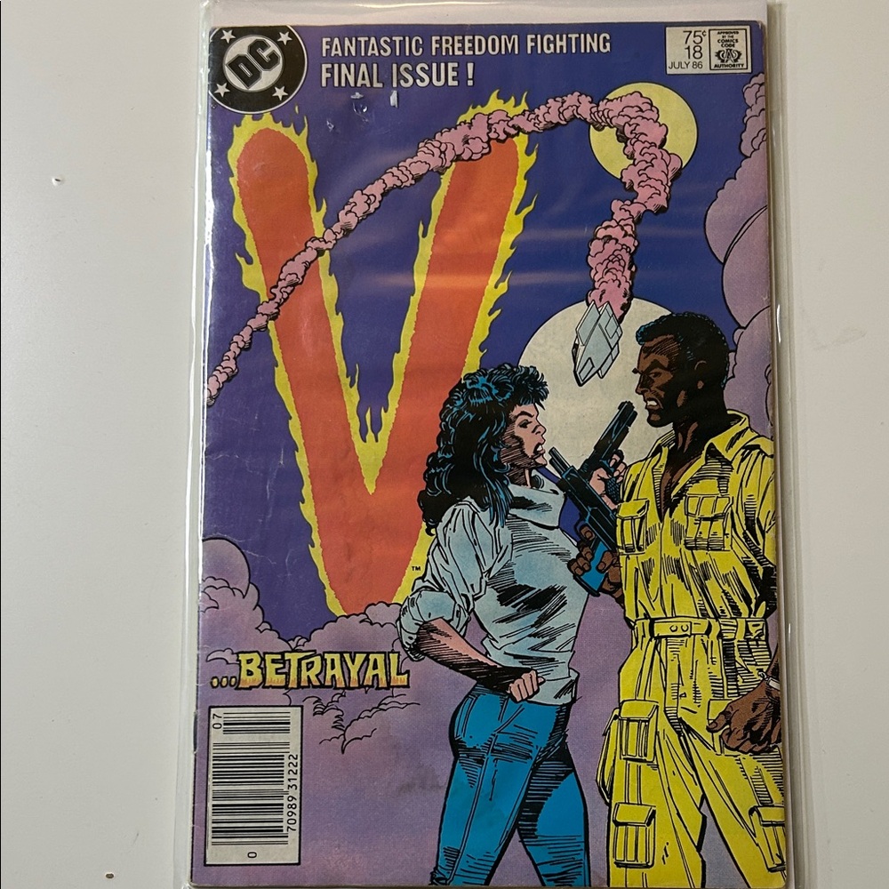 DC V Final Issue Comic Cover — Purple, Yellow & Orange Artwork